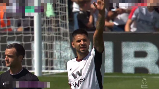 半场战报：比利亚雷亚尔1-1马略卡，赫拉德-莫雷诺建功，萨穆-科斯塔破门（半场：比利亚雷亚尔与马略卡1-1，赫拉德-莫雷诺与萨穆-科斯塔各入一球）