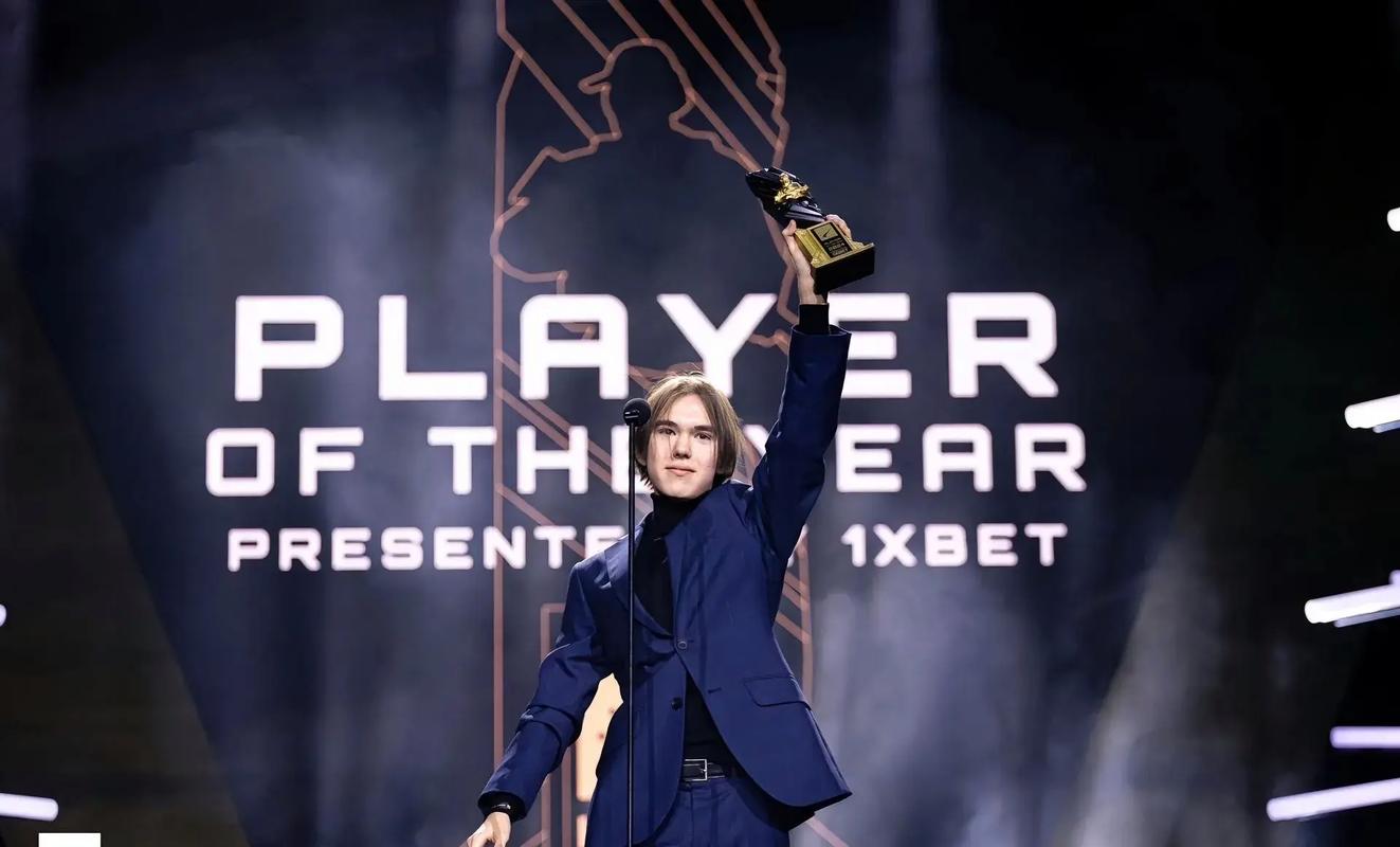 单骑救主 力挽狂澜 G2 2-1 战胜NiP完成复仇