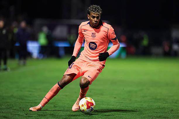 强势爆发！戈贝尔13中11轰24分14板（统治内线！戈贝尔13投11中砍下24分14篮板）